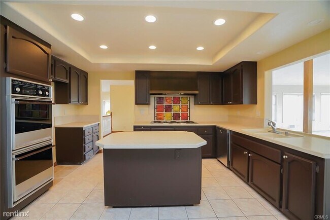 Foto del edificio - 4 br, 3 bath House - 2274 N Rockridge Pl