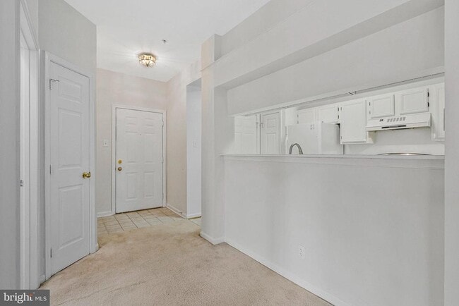 Building Photo - 46580 Drysdale Terrace
