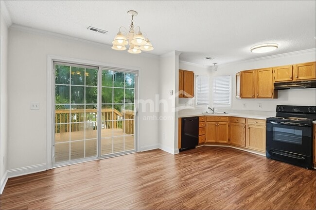 Building Photo - 4880 Manteo Ln