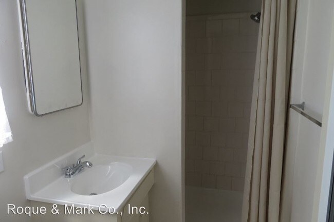 Foto del edificio - 1336-1338 Berkeley St