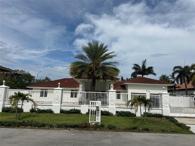 Foto del edificio - 465 NW 119th Ave