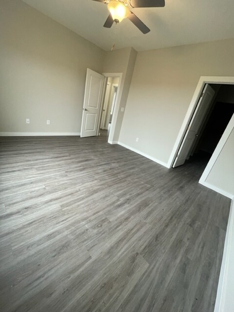 Foto del edificio - 13550-13552 Haskell Ct