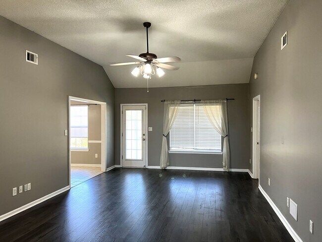 Foto del edificio - Really Nice Home!!