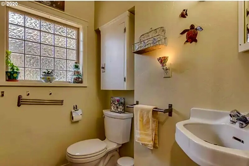 Primary Photo - 2515 Harney St