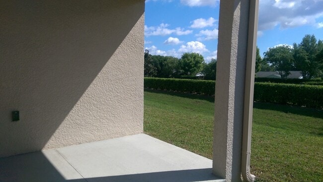 Foto del edificio - 3 bed, 2 bath 2 car garage