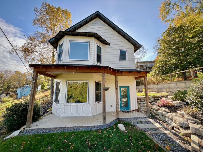 Foto principal - 21 Toxaway St