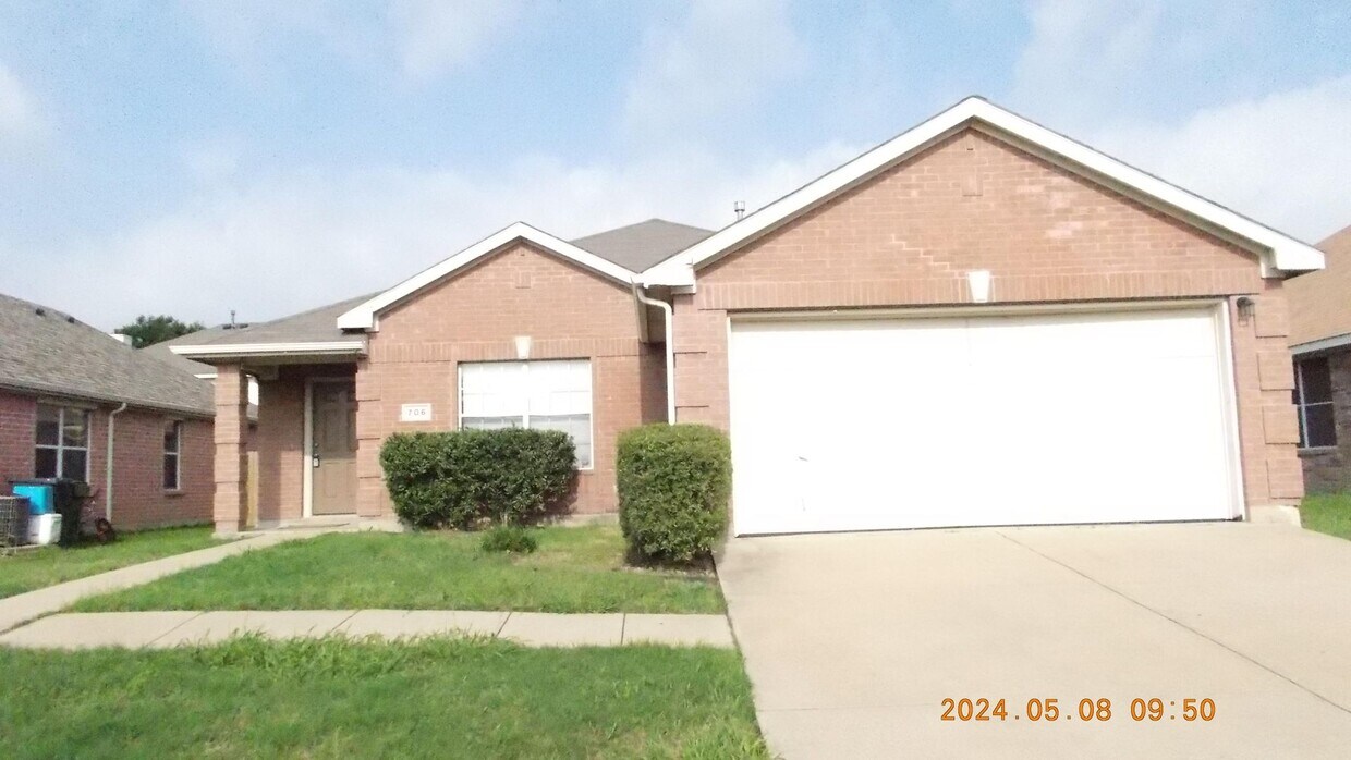 706 Parkford Ln, Arlington, TX 76001 House Rental in Arlington, TX