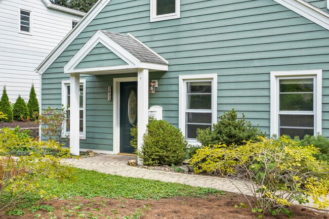 Building Photo - 3633 Gregory St