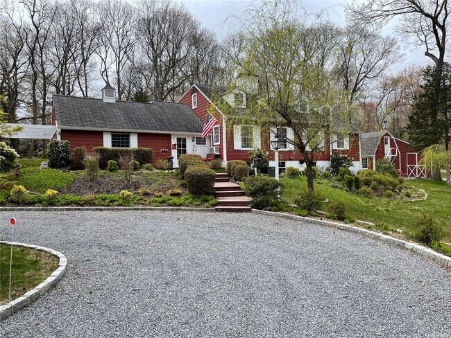 Building Photo - 1568 Laurel Hollow Rd