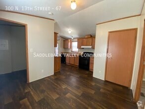 Building Photo - 300 N 13th St