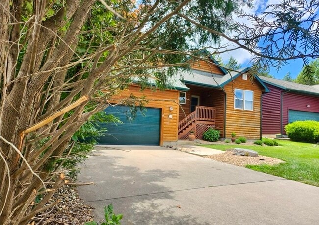 Building Photo - 207 Weiskopf Way