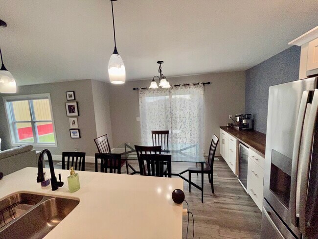 Foto del edificio - 309 N Breckenridge Rd