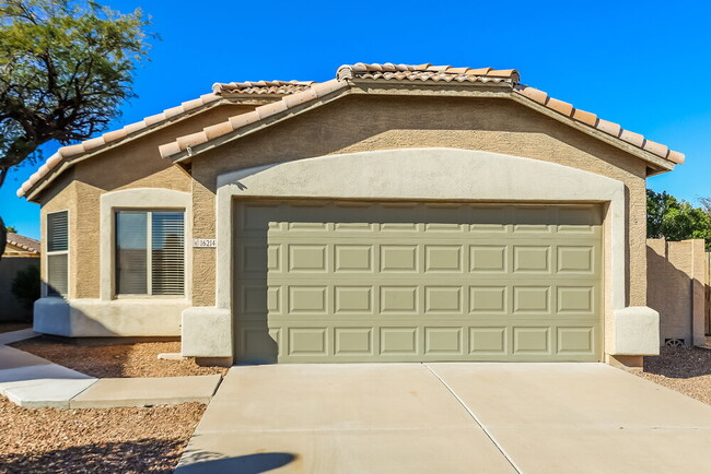 Building Photo - 16214 N 162nd Dr