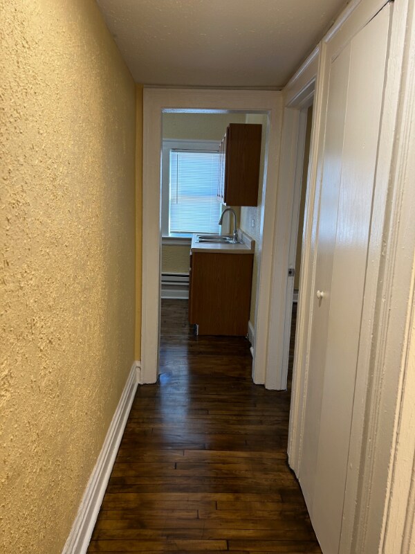 Foto del edificio - 709 S McAlister Ave