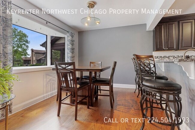 Foto del edificio - 1608 Cypress Ct