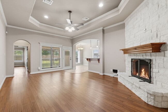 Foto del edificio - Spacious 3 Bed, 2 Bath House in Edelweiss Gartens Available Now!