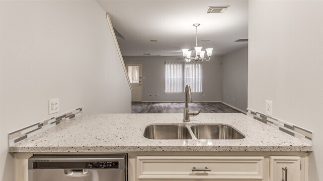 Foto del edificio - 1722 Redwing Bluff Dr