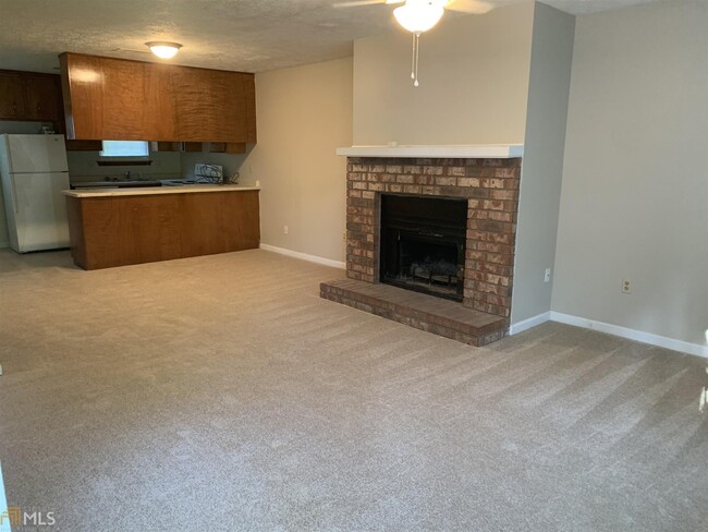 Building Photo - 110 Chalfont Dr