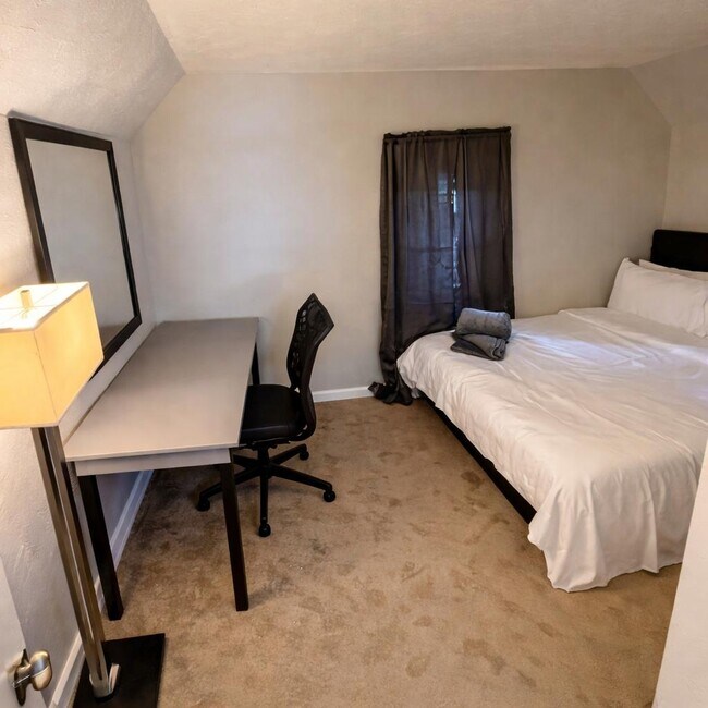 Foto del edificio - 818 Broad St