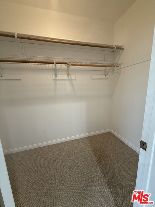 Building Photo - 621 E Olive Ave