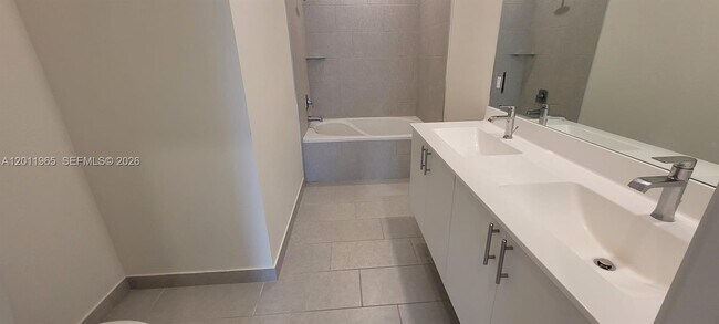 Foto del edificio - 8001 NW 41st St