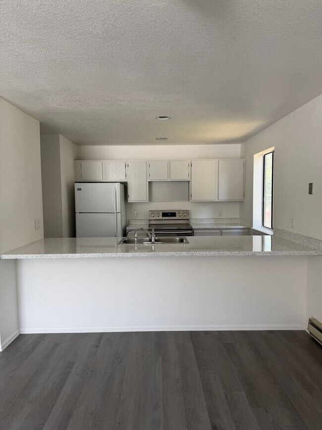 Foto del edificio - Two Bedroom One Bath Glenwood Springs Condo