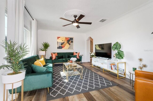 Foto del edificio - 2402 W Cypress St