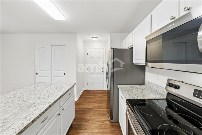 Building Photo - 279 Rolling Acre Dr