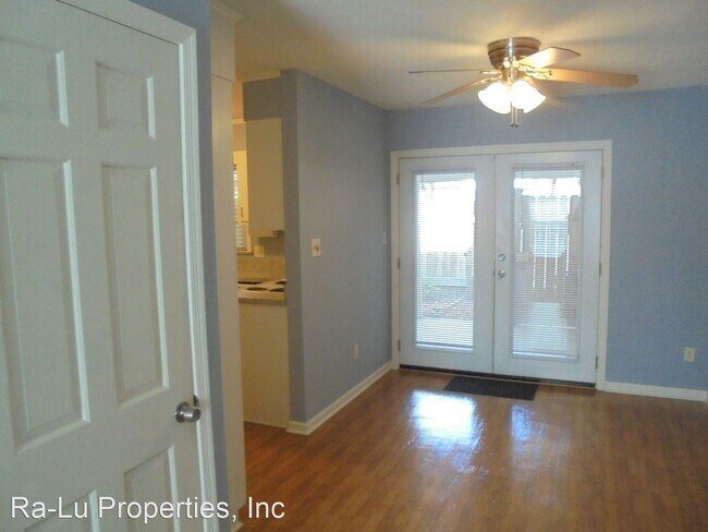Building Photo - 168 Charlestowne Cir