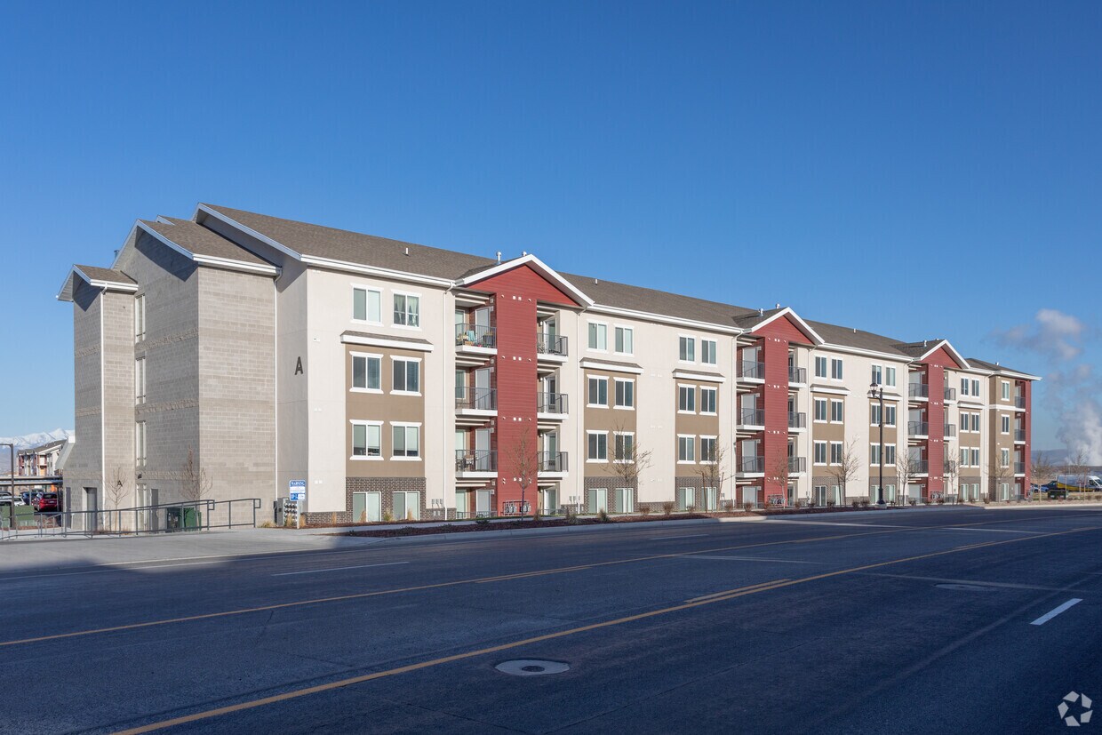 Mill Point Apartments Apartments in Vineyard, UT