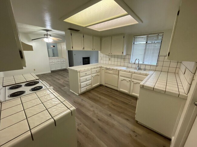 Foto del edificio - 4162 W Palo Alto Ave