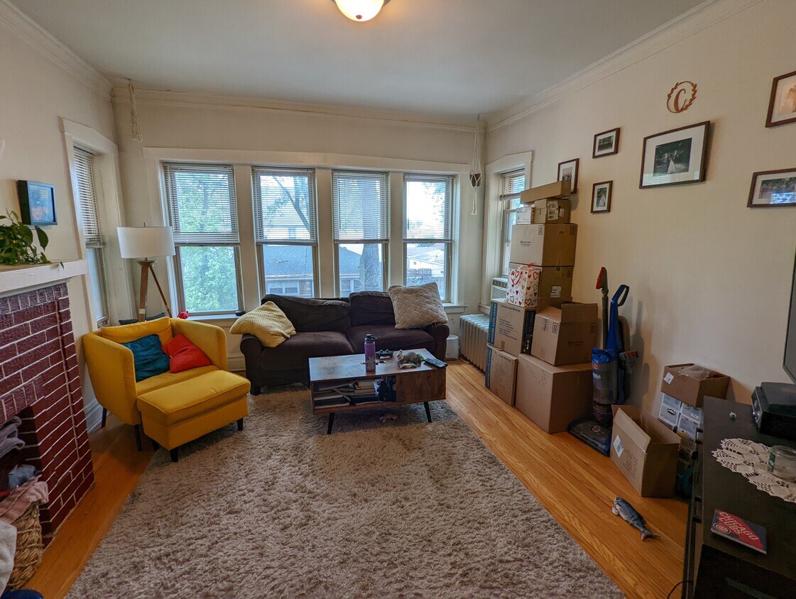 Primary Photo - 4154 N Spaulding Ave