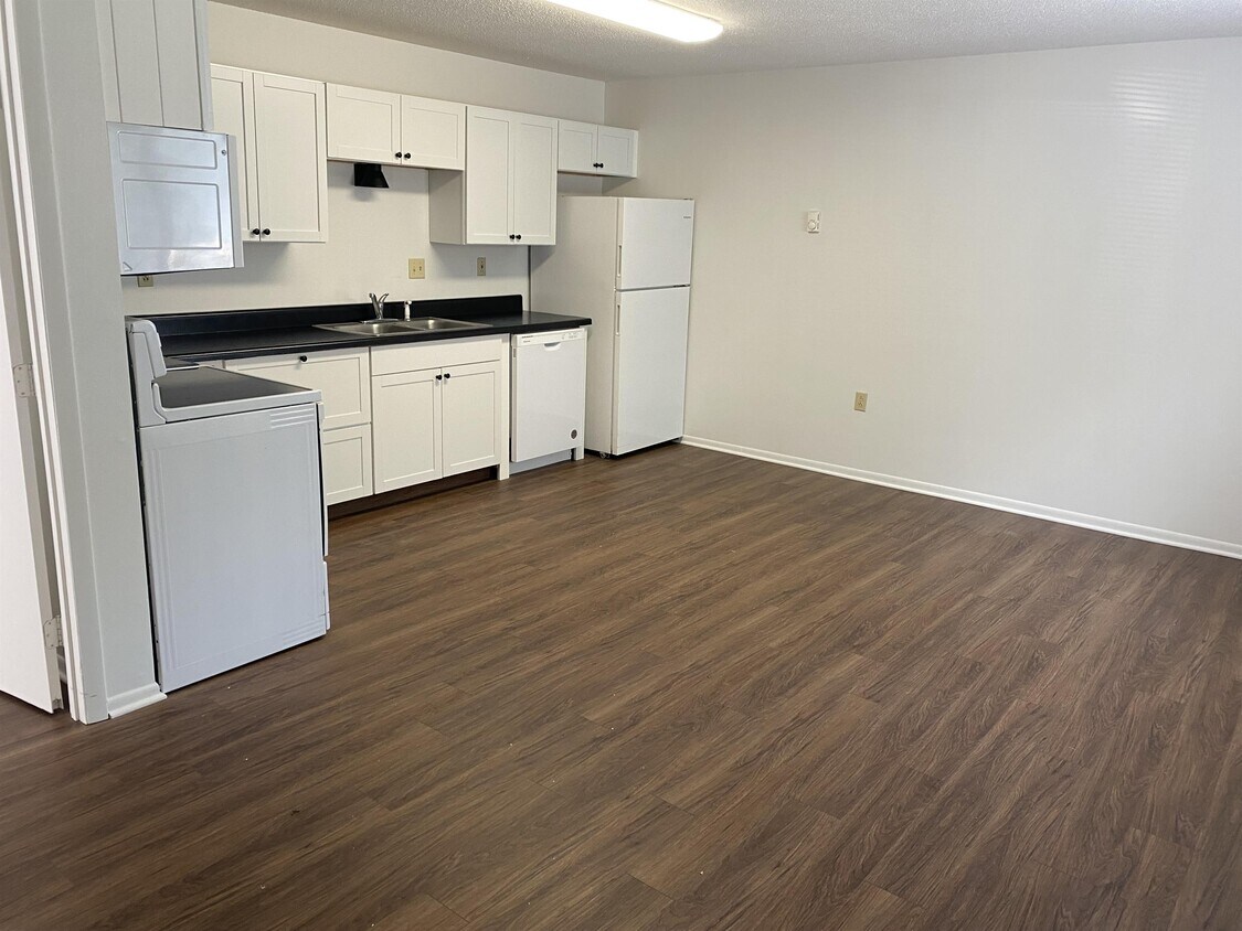 1468 Rock Cliff Dr, Martinsburg, WV 25401 Townhome Rentals in