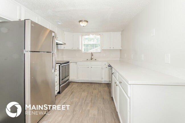 Building Photo - 917 Rose Petal Ln