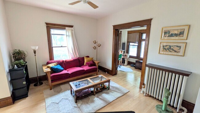 Foto del edificio - 2245 Ulysses St NE