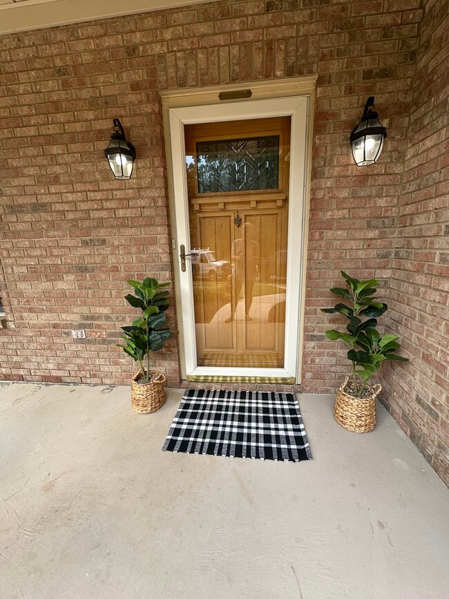 Building Photo - 28 Cobblestone Dr