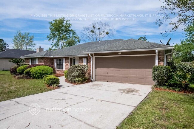 Building Photo - 6896 Plum Lake Dr E