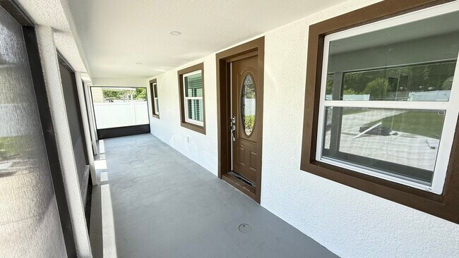 Foto del edificio - 37542 Eiland Blvd
