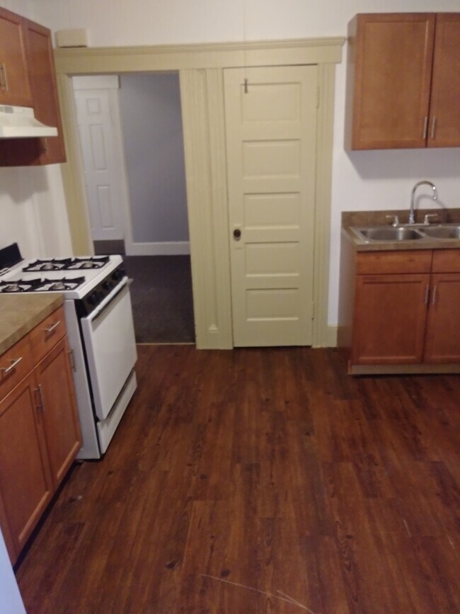 Kitchen - 6 McClellan St
