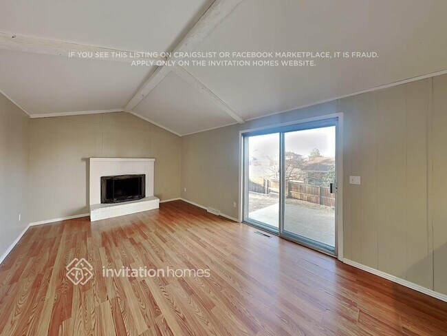 Foto del edificio - 6471 S Birch Cir