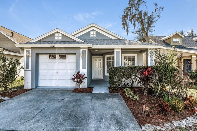 Building Photo - 8646 Persea Ct