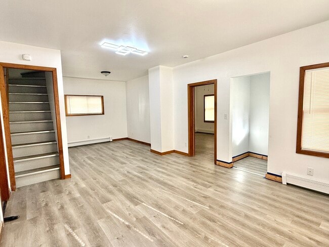 living room - 414 Caroline St