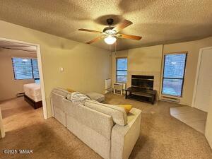 Foto del edificio - 2700 S White Mountain Rd