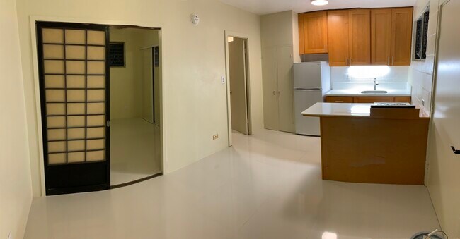 Sala de estar y cocina - 1515B S King St