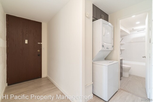 Building Photo - 2 br, 1 bath House - 1099 Ala Napunani St ...