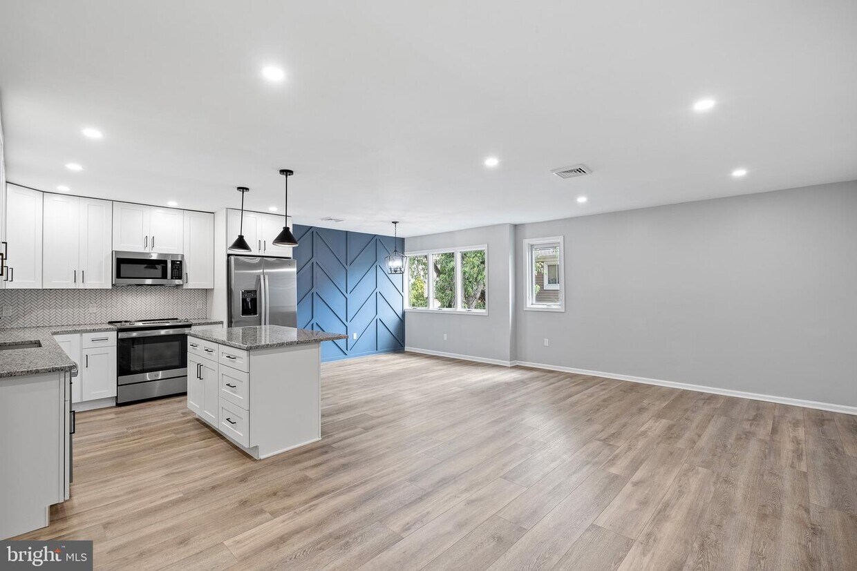 138 Harvest Ln, Phoenixville, PA 19460 Room for Rent in Phoenixville