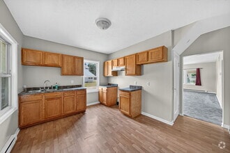 Building Photo - 1738 Caroline St