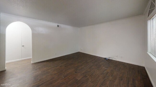 Foto del edificio - 2 br, 1 bath Condo - 5141 Connecticut Drive