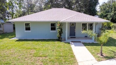 Building Photo - 22 1/2 Fancher Court Unit