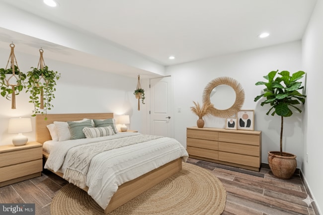 Photo - 2146 N Van Pelt St Apartment